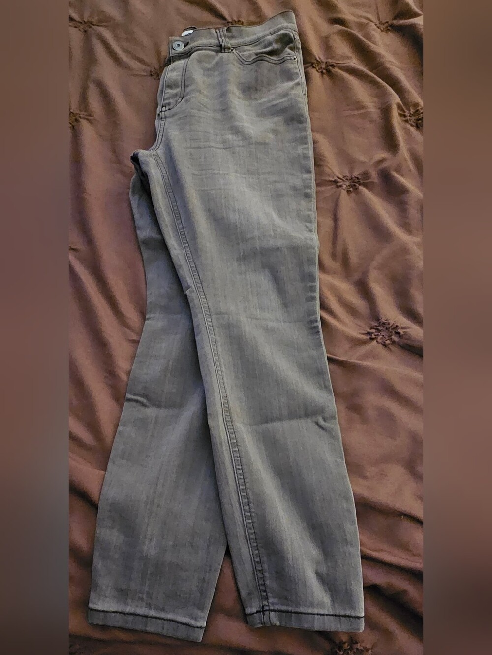 Celebrity Pink Straight-Leg Gray Stretch Jeans